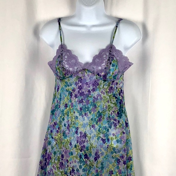 Victoria’s Secret sheer floral chemise S - Picture 6 of 16